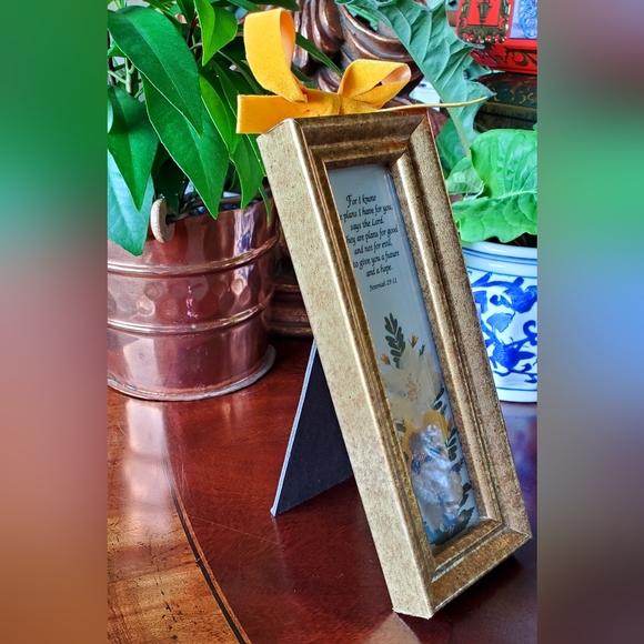 Scripture dried flower art 8" x 3" approximately - Picture 2 of 2